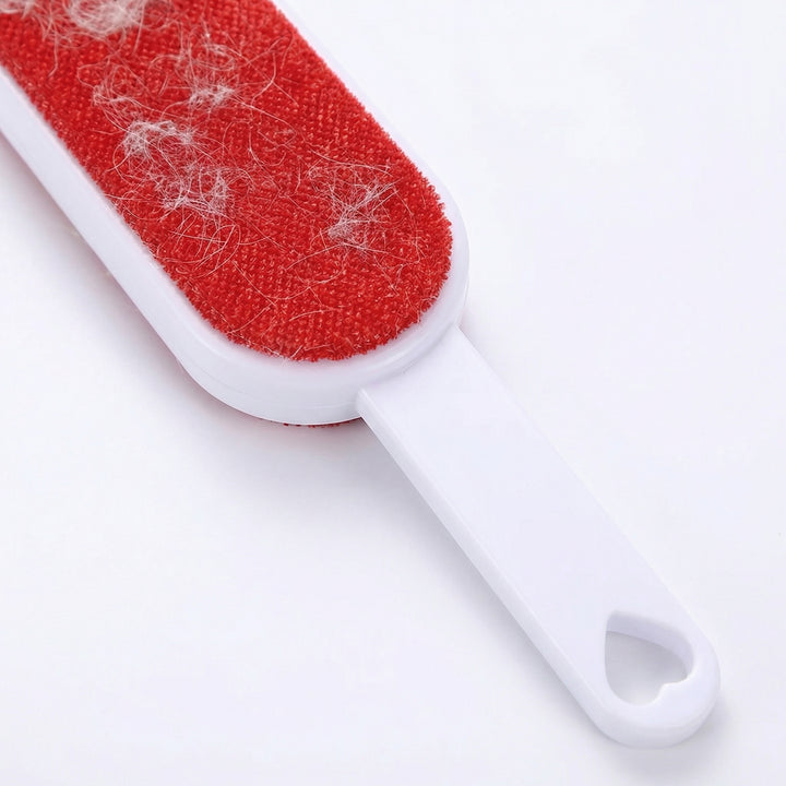 Brosse de nettoyage anti-poils
