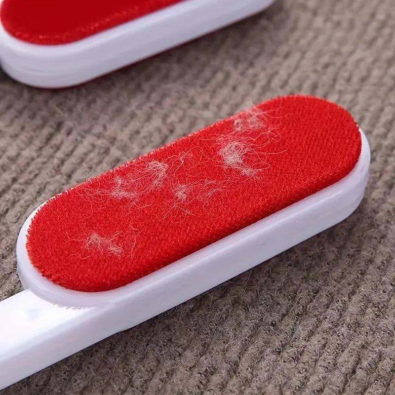 Brosse de nettoyage anti-poils
